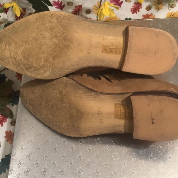 Tan Suede Ankle Mi.IM ankle booties - Picture 9 of 12
